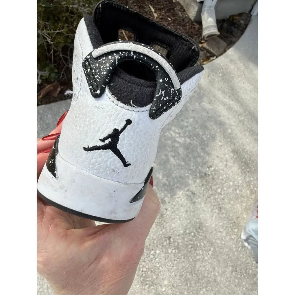 Jordan 6 Retro Sneakers White Black Reverse Oreo Basketball Little Kid Size 12C